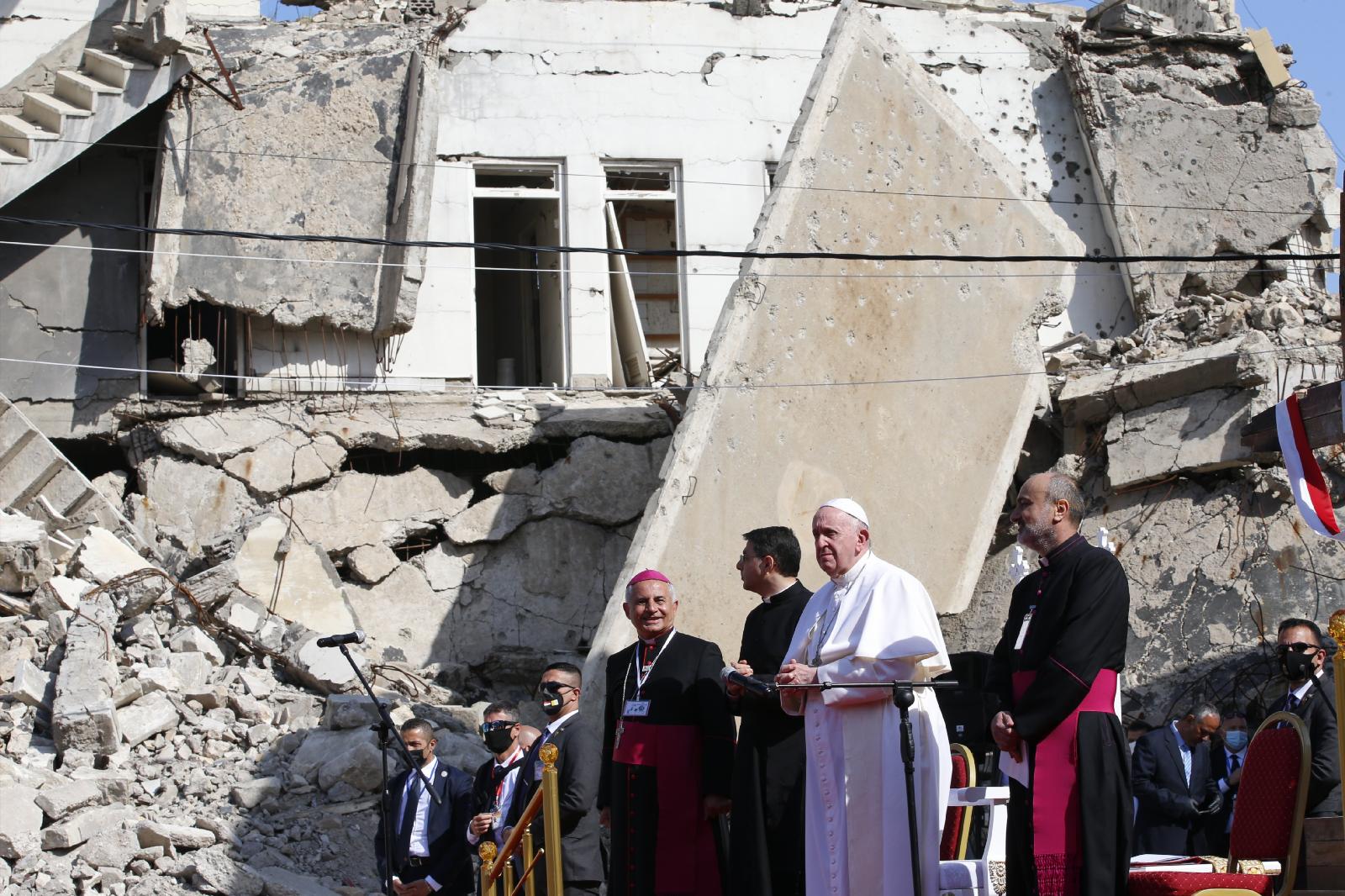 Life triumphs as Iraqi Christians rebuild says Pope